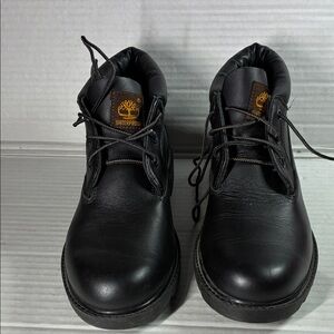 Black Waterproof timberland boots like New (not box)